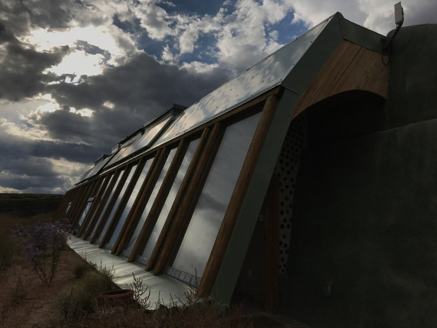 09_17_Earthship_1288